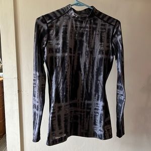 Under Armour, Cold Gear. Women Small